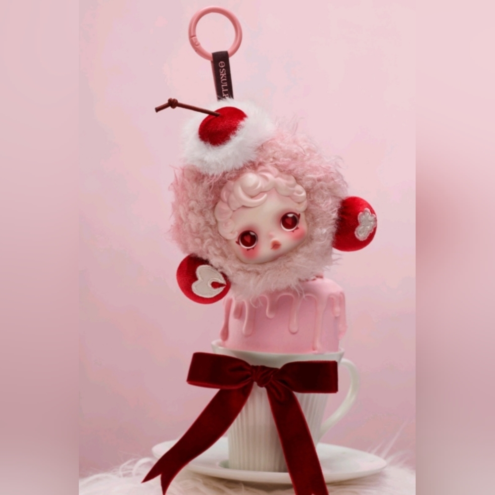 Skullpanda Moldy Muffin You Found Me Series Earphone Case